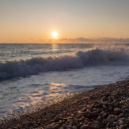 Зеленый Дворик Gagra Buitenkant foto